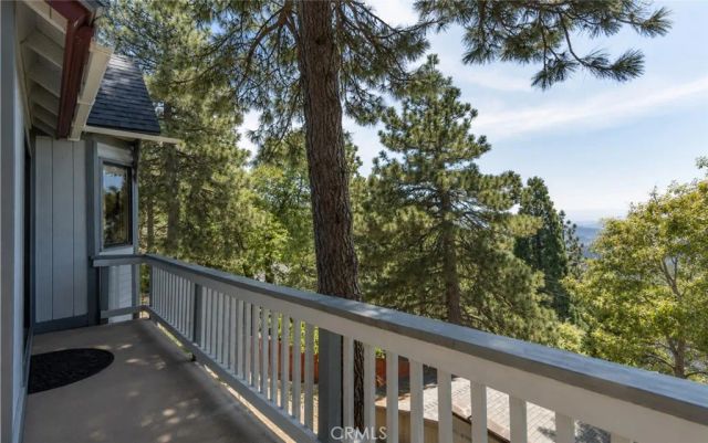 31563 Inspiration Drive, Running Springs, CA 92382