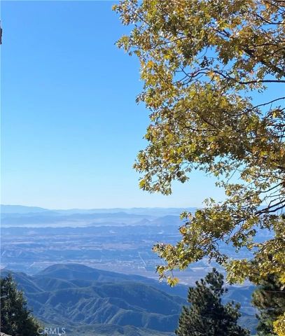 31563 Inspiration Drive, Running Springs, CA 92382