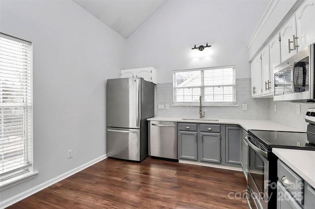 9105 Clifton Meadow Drive, Matthews, NC 28105