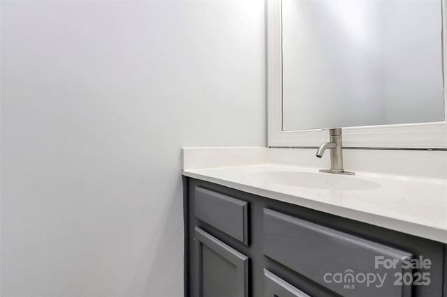 9105 Clifton Meadow Drive, Matthews, NC 28105