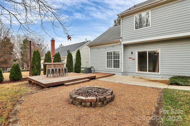 9105 Clifton Meadow Drive, Matthews, NC 28105