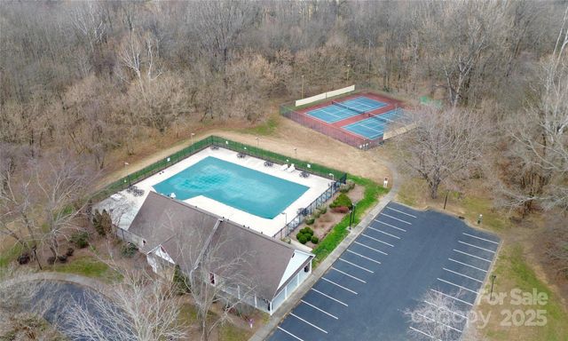 9105 Clifton Meadow Drive, Matthews, NC 28105