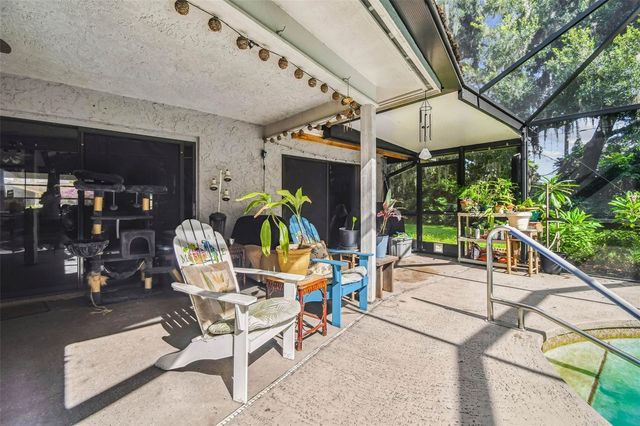 1904 TEAKWOOD DRIVE, Plant City, FL 33563