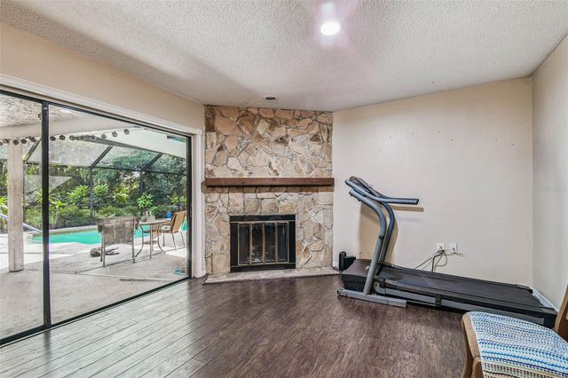 1904 TEAKWOOD DRIVE, Plant City, FL 33563