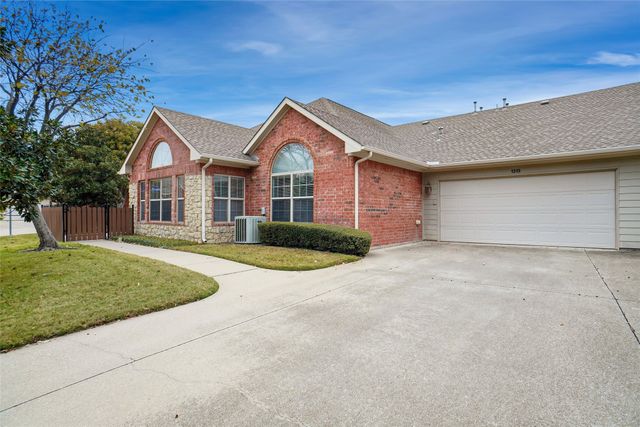 3211 Rosemeade Drive 1313, Fort Worth, TX 76116