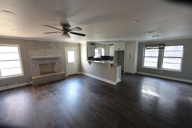 102 HONEYSUCKLE, Beckville, TX 75631