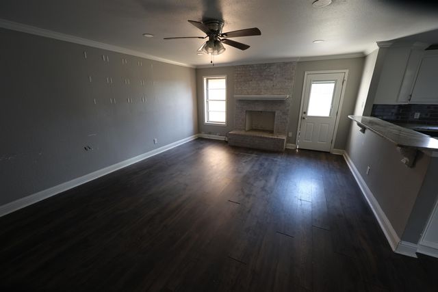 102 HONEYSUCKLE, Beckville, TX 75631