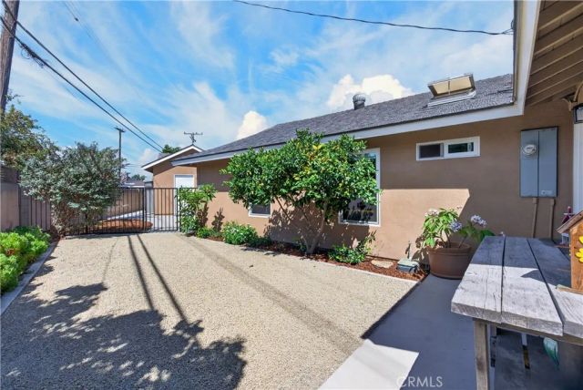 6832 Alexandria, Huntington Beach, CA 92647