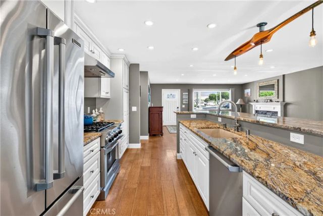 6832 Alexandria, Huntington Beach, CA 92647