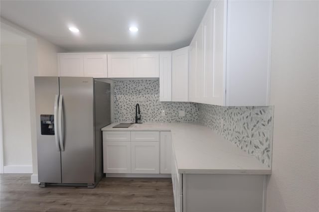 602 Higgins Street, Humble, TX 77338