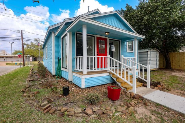 602 Higgins Street, Humble, TX 77338