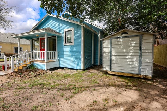 602 Higgins Street, Humble, TX 77338