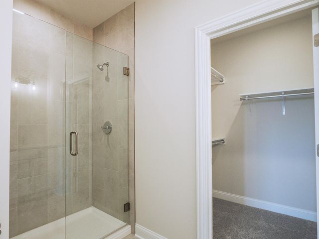 214 Sawgrass Drive, Crown Point, IN 46307