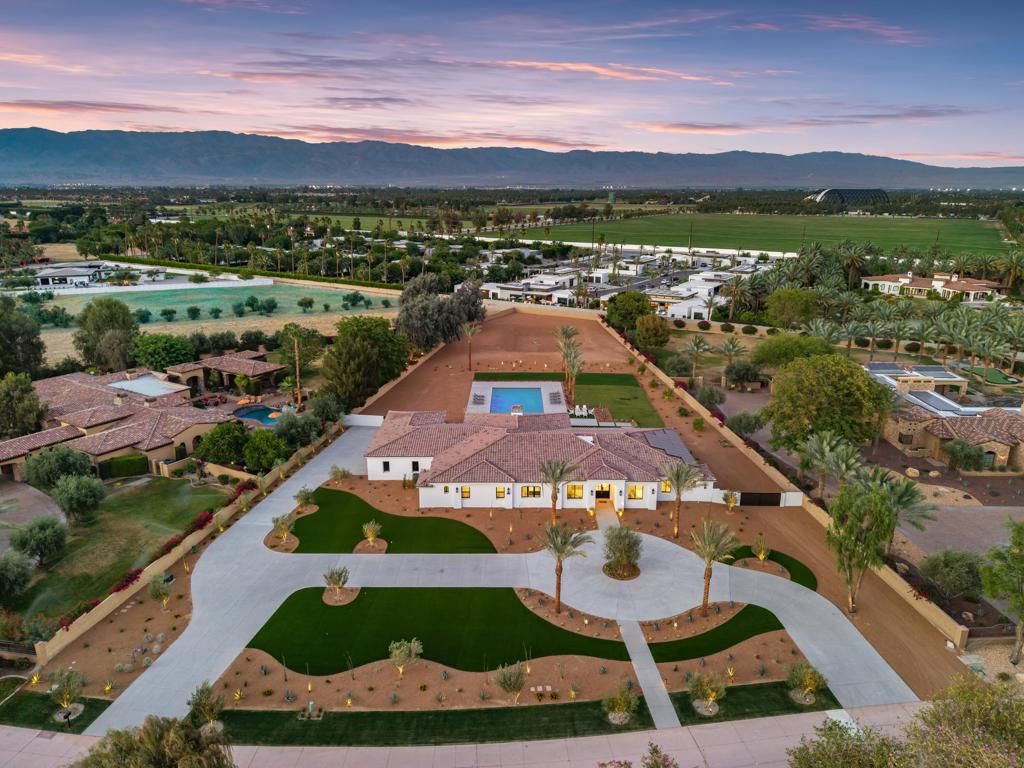 Image 2 of property listing at 80805 Vista Bonita Trail, La Quinta, CA 92253