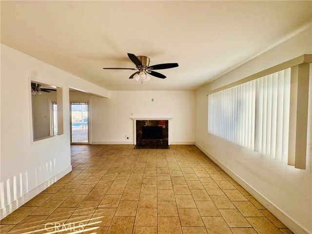 1031 Elizabeth Court, Bakersfield, CA 93308