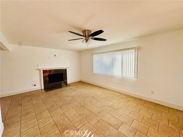 1031 Elizabeth Court, Bakersfield, CA 93308