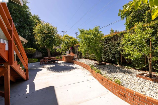 1650 Natalie Ct, San Jose, CA 95118