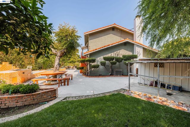 1650 Natalie Ct, San Jose, CA 95118