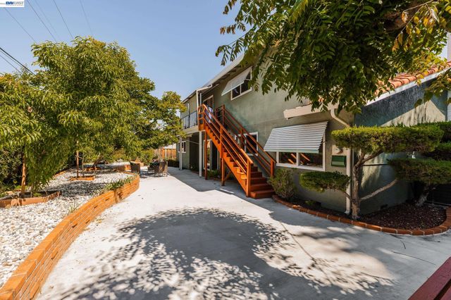 1650 Natalie Ct, San Jose, CA 95118