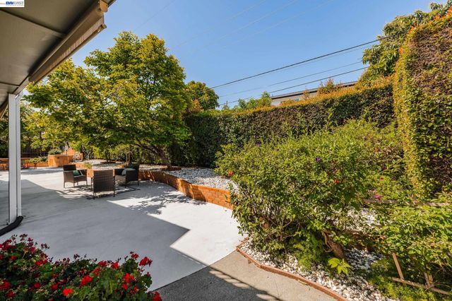 1650 Natalie Ct, San Jose, CA 95118