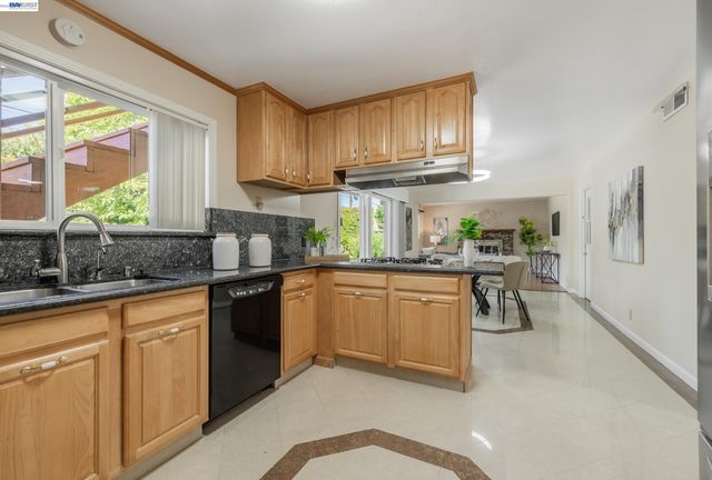 1650 Natalie Ct, San Jose, CA 95118