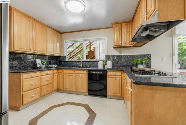 1650 Natalie Ct, San Jose, CA 95118