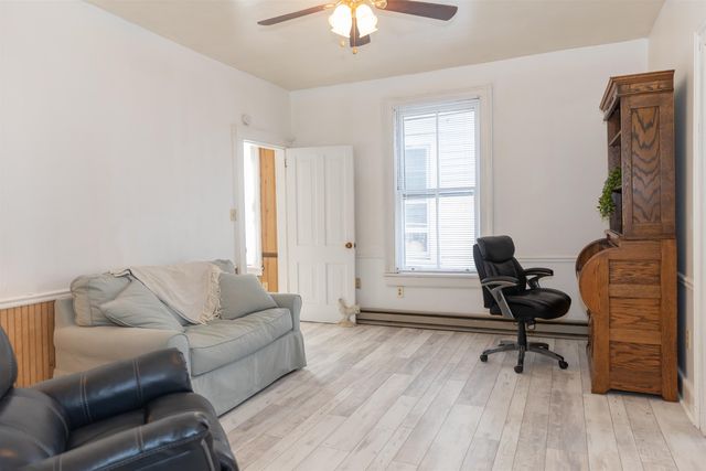 632 MCCULLOCH ST, Glasgow, VA 24555