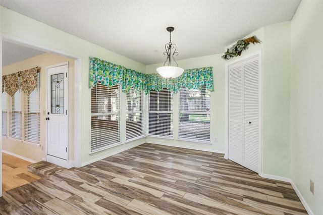 2108 Edgewood Court, Arlington, TX 76013
