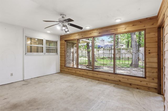 2108 Edgewood Court, Arlington, TX 76013