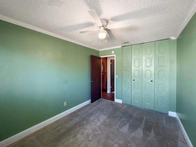 619 E Robinhood Dr, Stockton, CA 95207