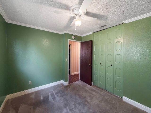 619 E Robinhood Dr, Stockton, CA 95207