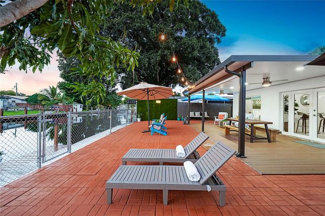 4711 SW 42nd Ter, Dania Beach, FL 33314