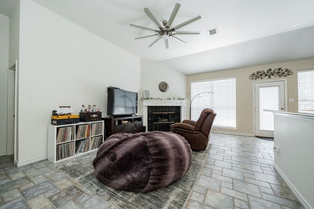 617 Tealwood Lane, Flower Mound, TX 75028