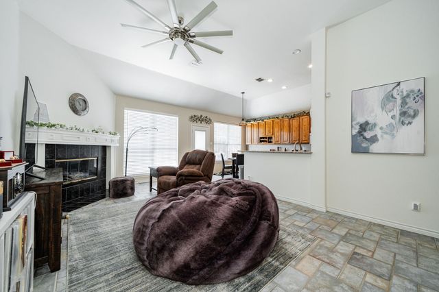 617 Tealwood Lane, Flower Mound, TX 75028