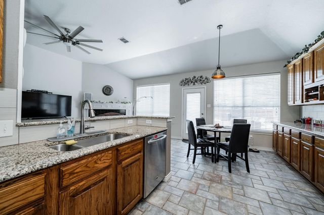 617 Tealwood Lane, Flower Mound, TX 75028