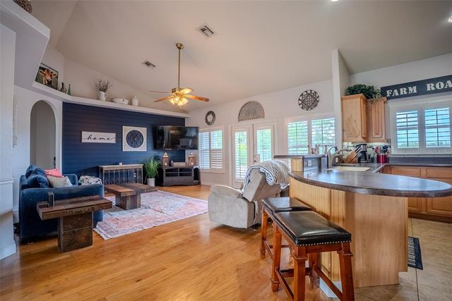 15141 FARM RD, Groveland, FL 34736