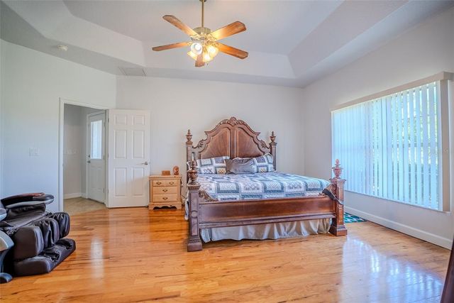 15141 FARM RD, Groveland, FL 34736
