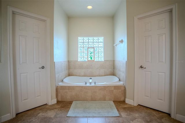 15141 FARM RD, Groveland, FL 34736