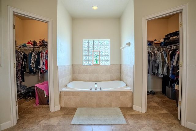 15141 FARM RD, Groveland, FL 34736