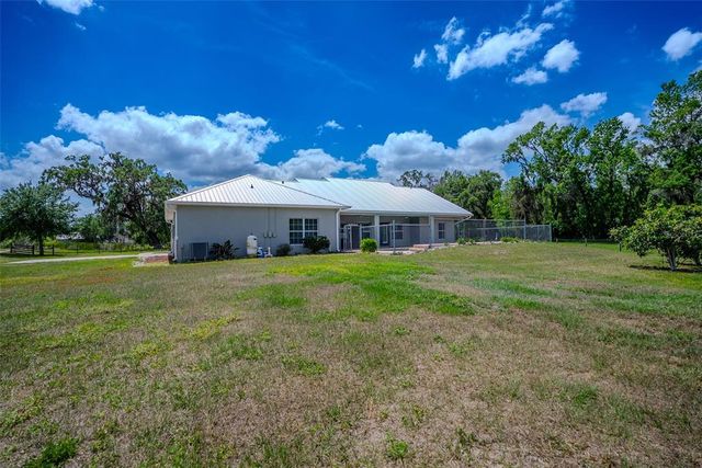 15141 FARM RD, Groveland, FL 34736