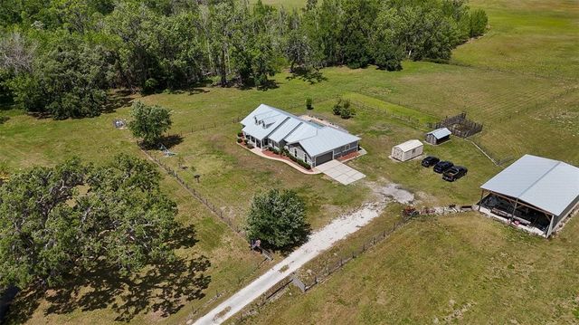 15141 FARM RD, Groveland, FL 34736