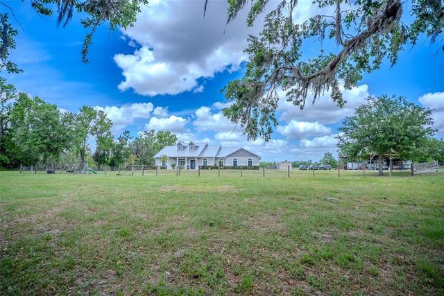 15141 FARM RD, Groveland, FL 34736
