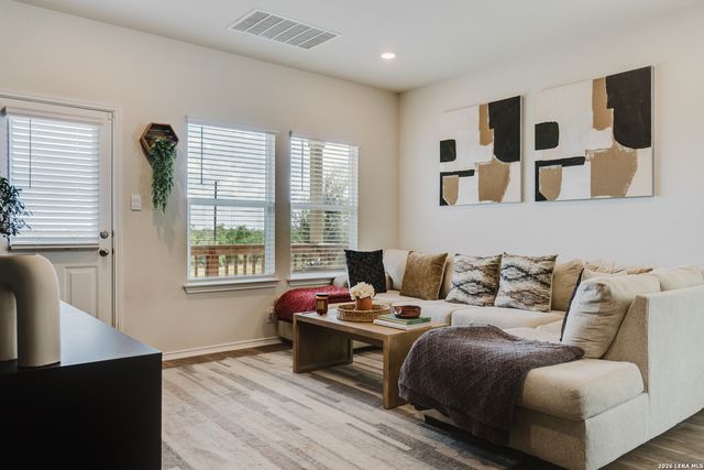 10514 Neversink Blvd, San Antonio, TX 78252