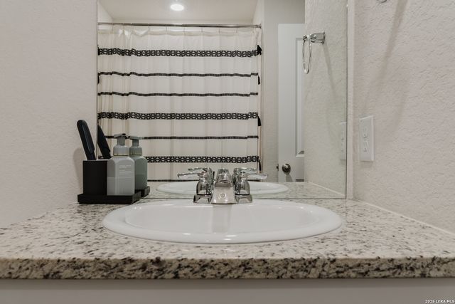 10514 Neversink Blvd, San Antonio, TX 78252
