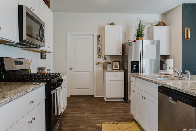 10514 Neversink Blvd, San Antonio, TX 78252