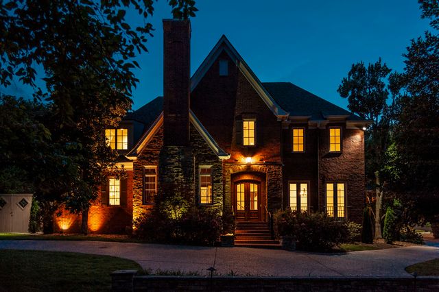 4301 Wallace Ln, Nashville, TN 37215