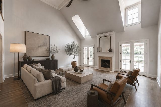 4301 Wallace Ln, Nashville, TN 37215