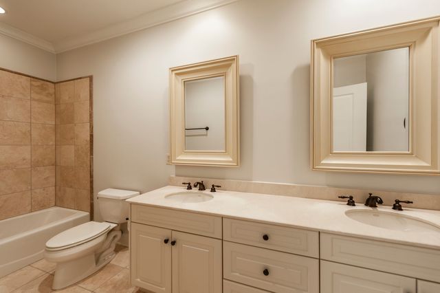 4301 Wallace Ln, Nashville, TN 37215