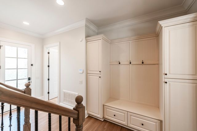 4301 Wallace Ln, Nashville, TN 37215