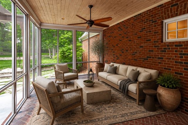 4301 Wallace Ln, Nashville, TN 37215